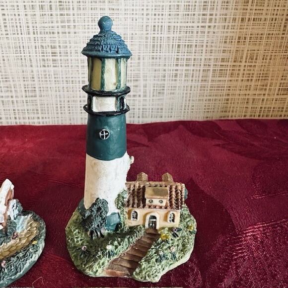 Lighthouse Ceramic Figurines Set of 2 Hand painted Decor Costal Core Nautical - Picture 15 of 15